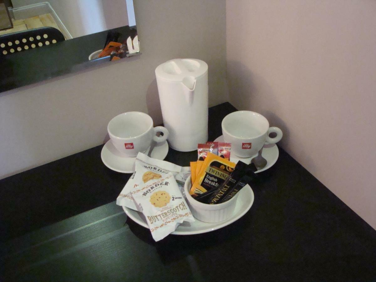 Riggend Farm Bed And Breakfast Airdrie Buitenkant foto
